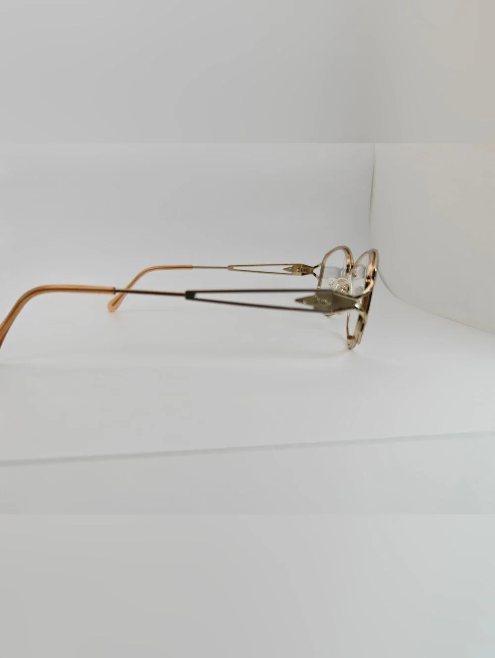 Cazal. Cazal 129. Col 923. Women's Gold Metal Cat-Eye Eyeglass Frame